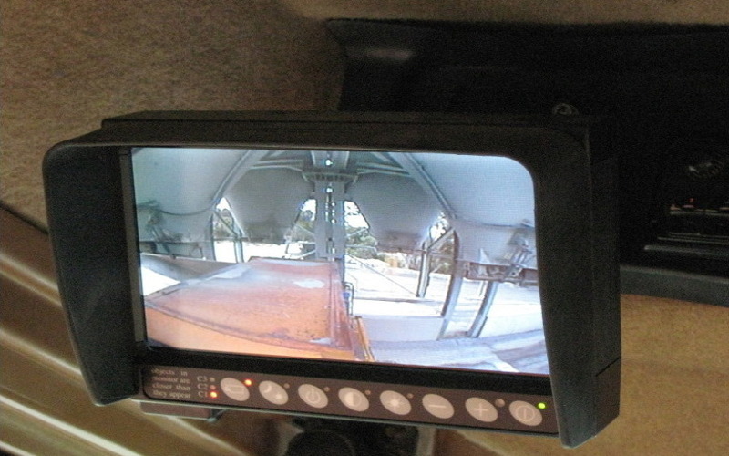 LCD Monitor view of the Bays / Silos and Chutes views form the Cabin of the DTruck